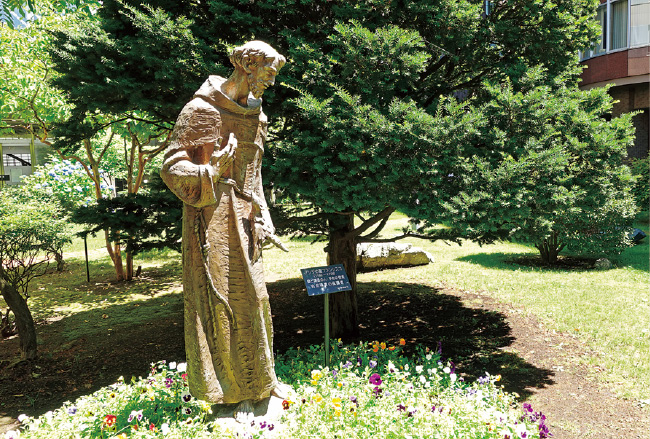 教室の外でも、学びに寄り添う大学へ学生主体の学びを支えるICT環境